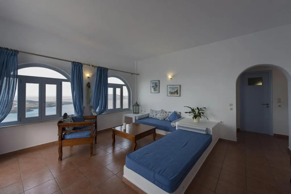 Room, Kastro Suites, Santorini
