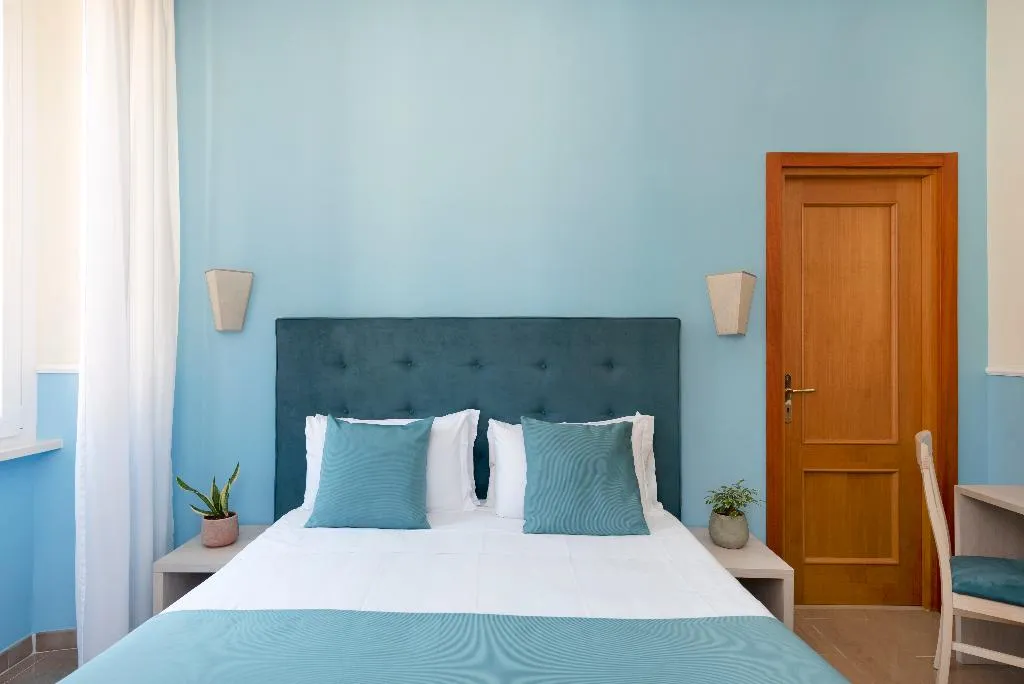 DOUBLE STANDARD Room, Parker, Rome
