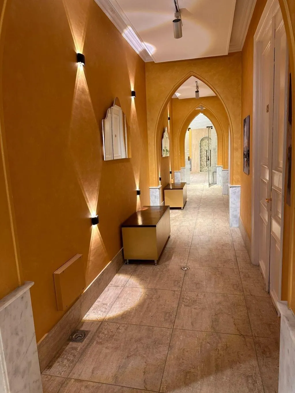 Lobby, Ga Plus, Cairo