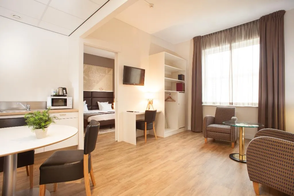 SUITE KING SIZE BED Room, Best Western Zaan Inn, Amsterdam