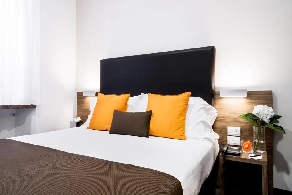 DOUBLE SEMIDOUBLE Room, Concordia, Rome
