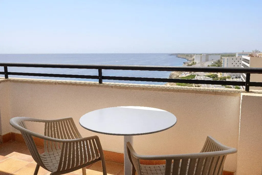 JUNIOR SUITE SEA VIEW Room, Alua Calas de Mallorca Resort, Majorca
