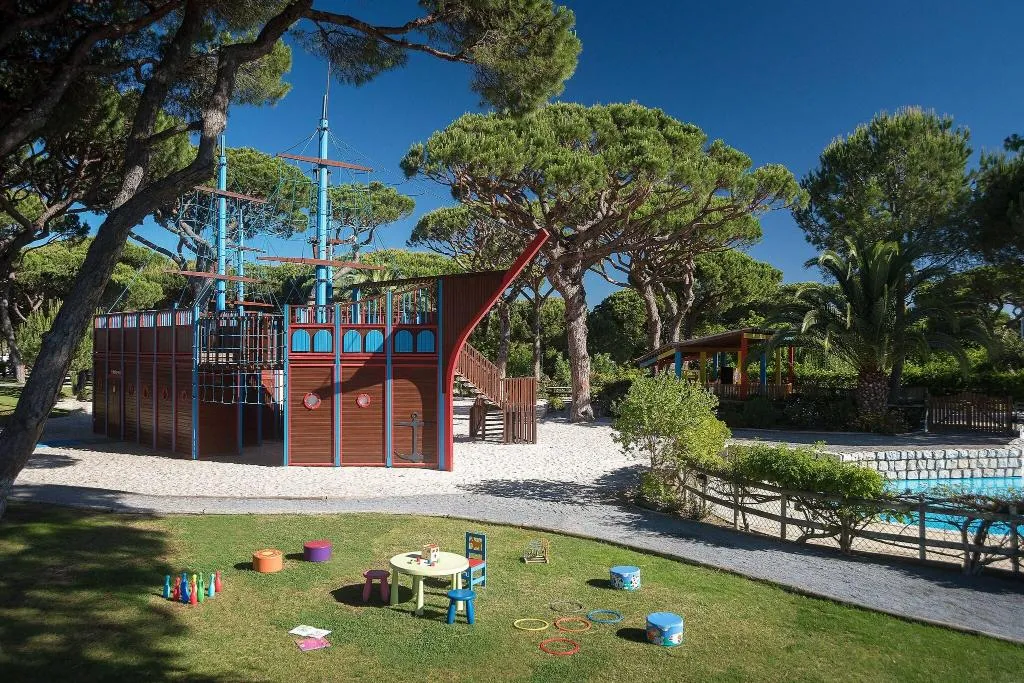 General view, Pine Cliffs Resort, Algarve