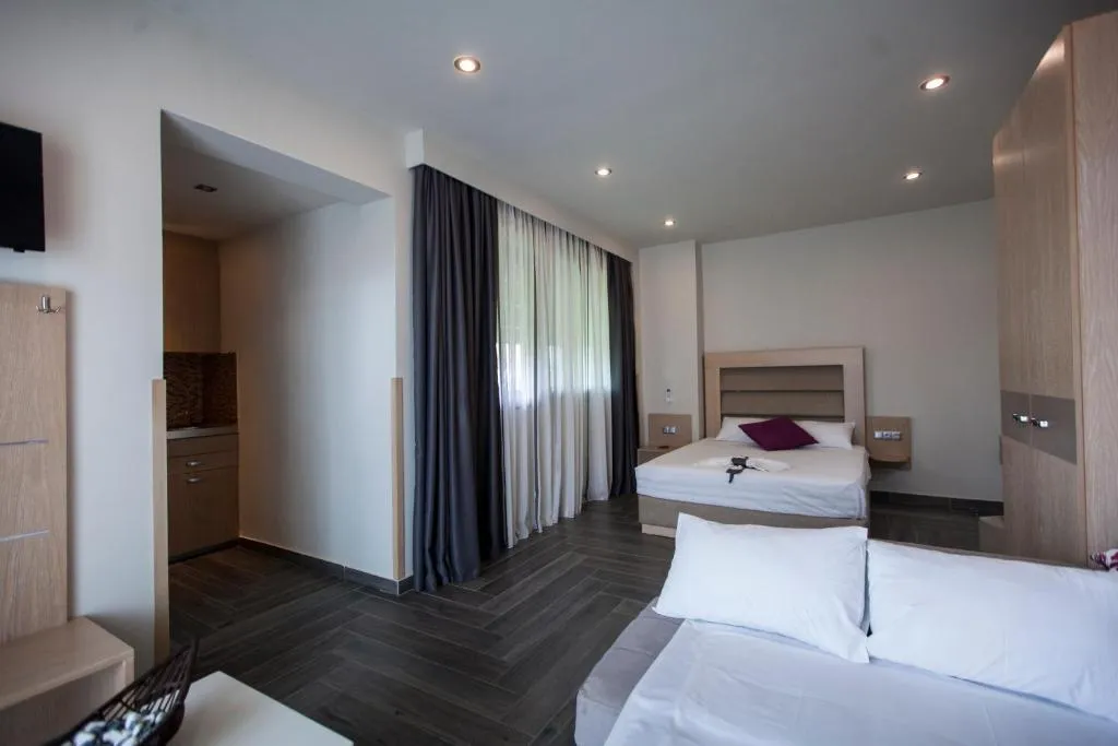 SUITE CLASSIC Room, Amalia Center, Thessaloniki