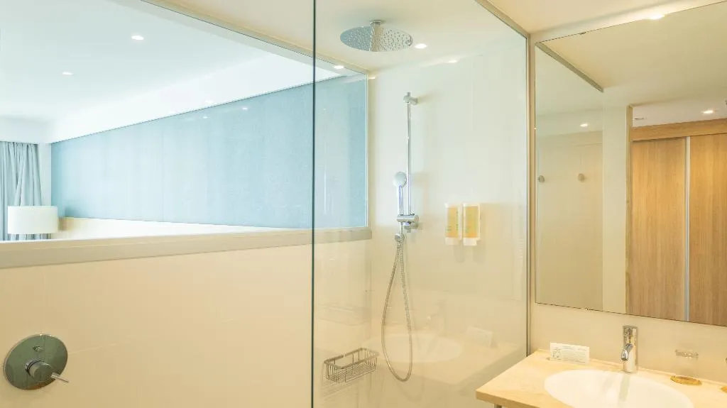 Double or Twin WITH BALCONY Room, Seth 55 Santo Tomas, Menorca
