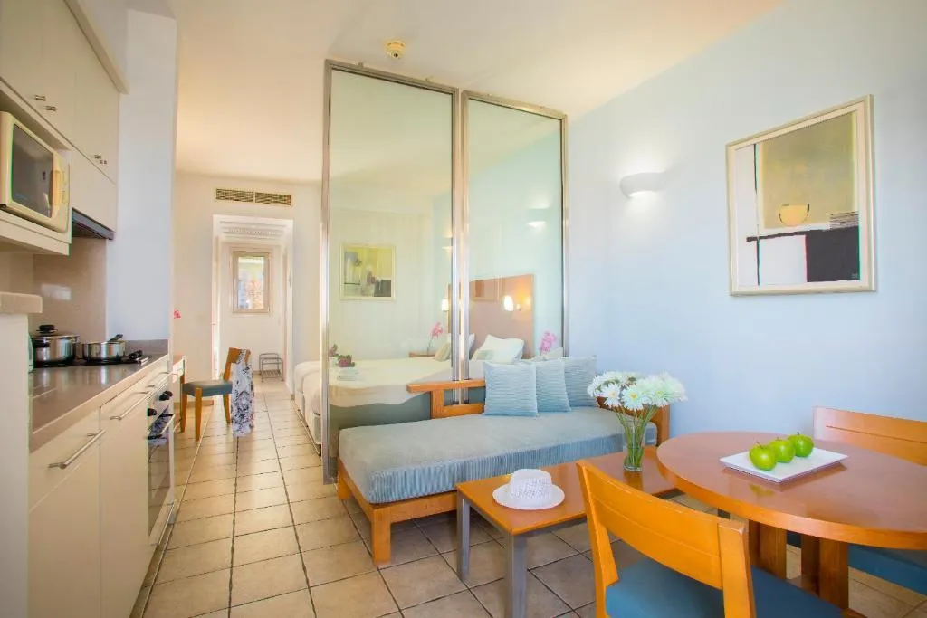 STUDIO CAPACITY 1 Room, Louis Althea Beach, Cyprus