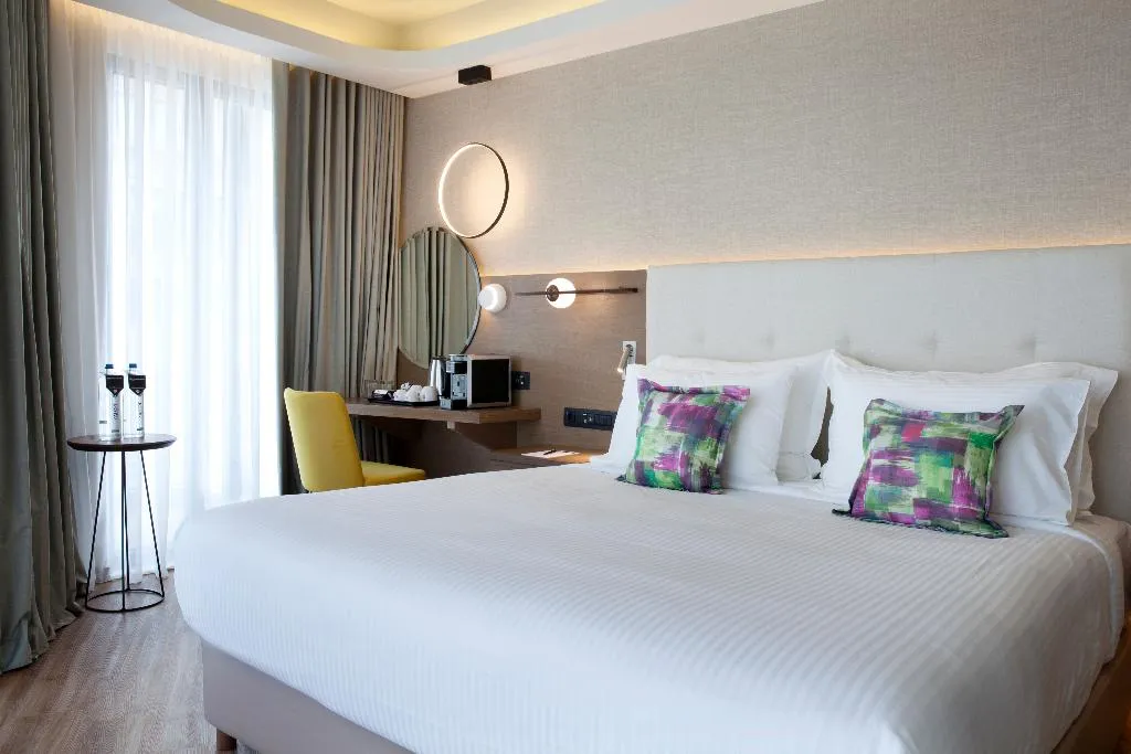 Double or Twin SUPERIOR Room, ZEUS Essence Wyndham Athens Residence, Athens