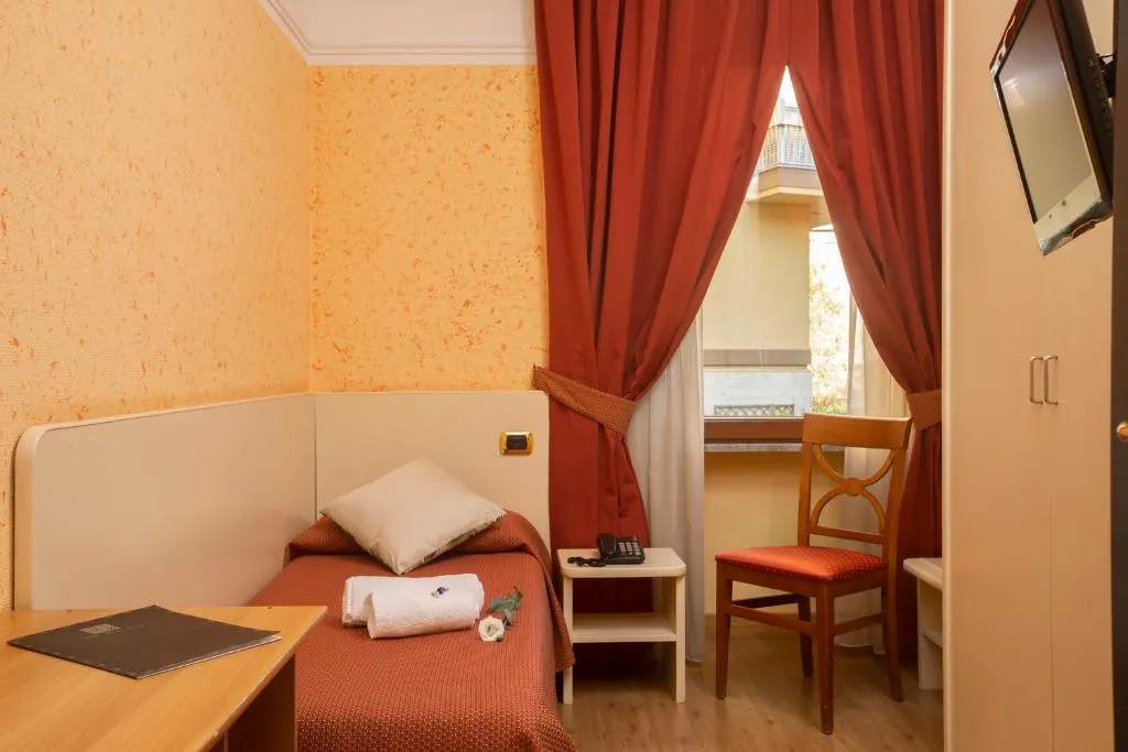 SINGLE STANDARD Room, Villa Rosa, Rome