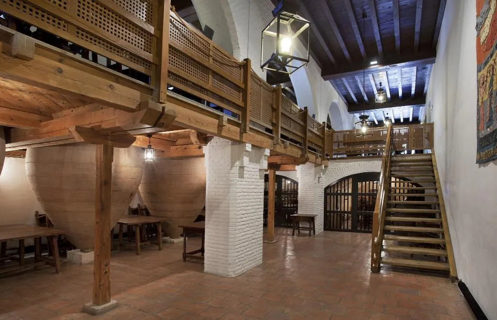 Sports and Entertainment, Parador de Almagro, Madrid