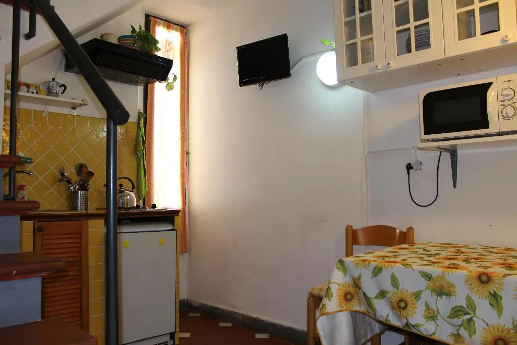 Room, Max Apartments, Florence