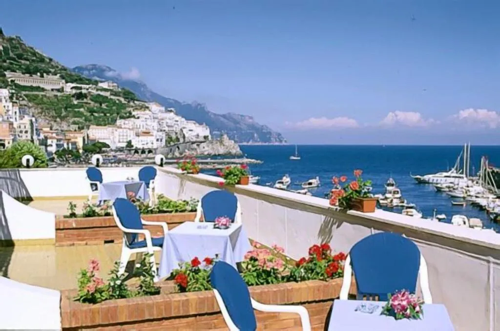 Terrace, Aurora, Naples