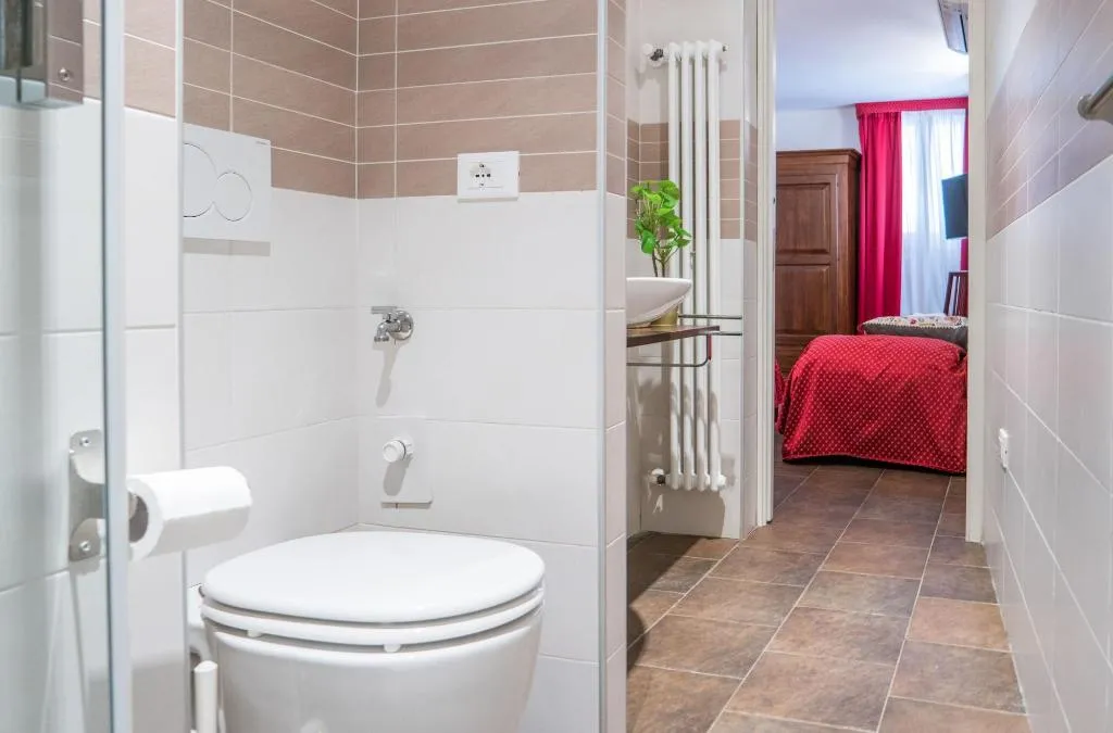 Room, Ca’ del Gallo, Venice