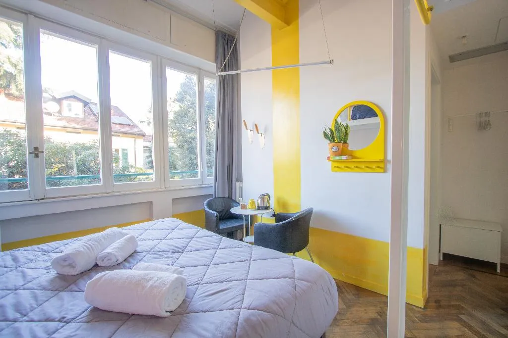 TRIPLE STANDARD Room, Ostello Bello Lake Como, Milan