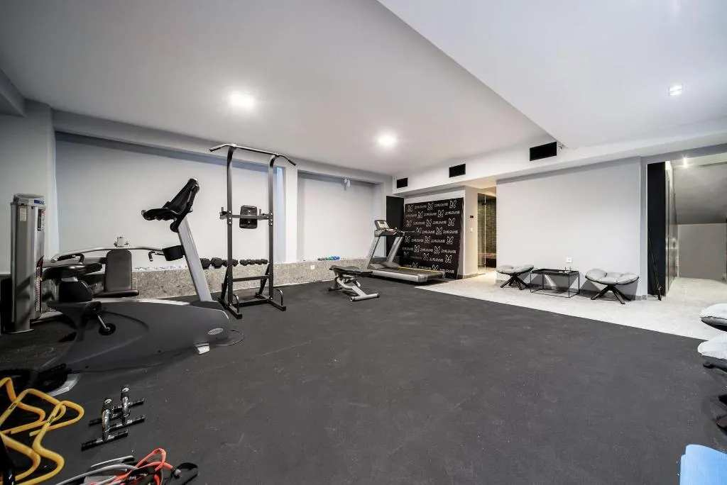 Sports and Entertainment, The Duke Boutique Suites, Athens