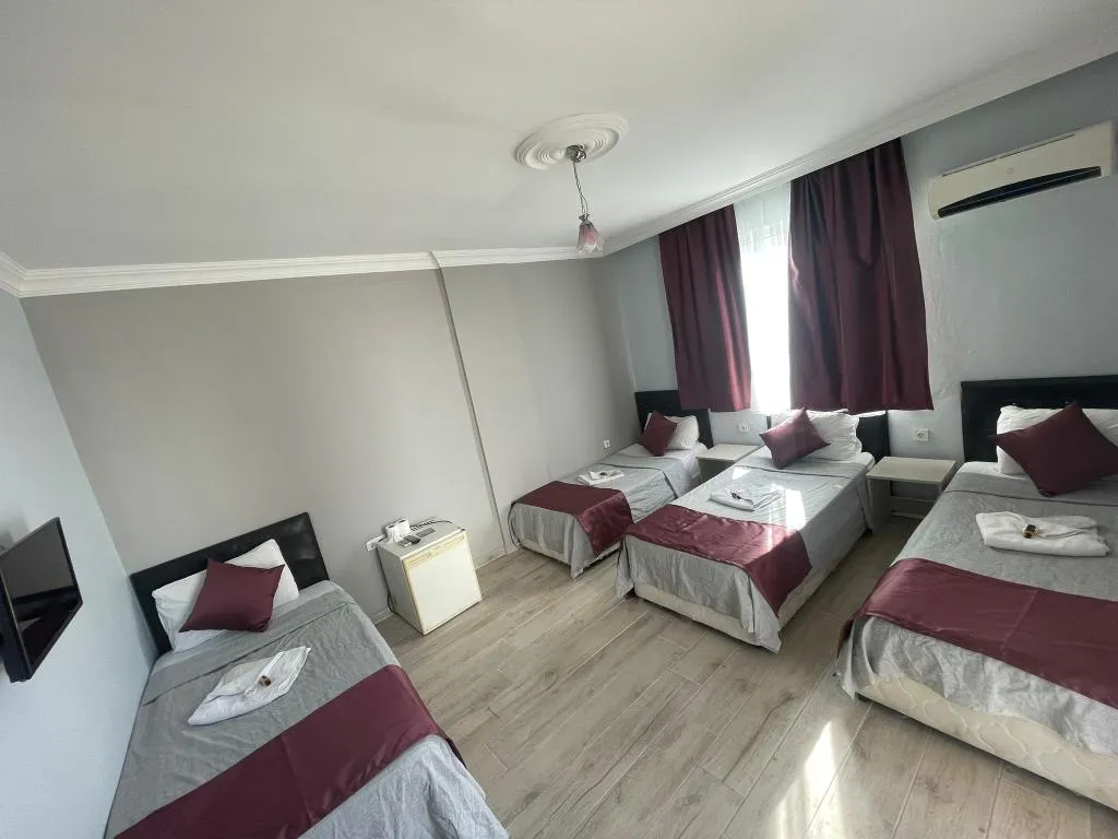 QUADRUPLE CAPACITY 4 Room, Ersoy Aga Otel, Antalya