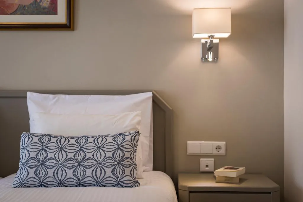Double or Twin LAND VIEW Room, Hotel Vantaris Garden, Crete
