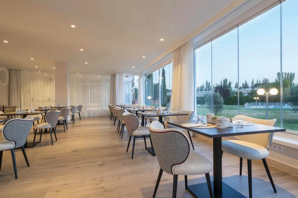 Restaurant, Exe Zarzuela Park, Madrid