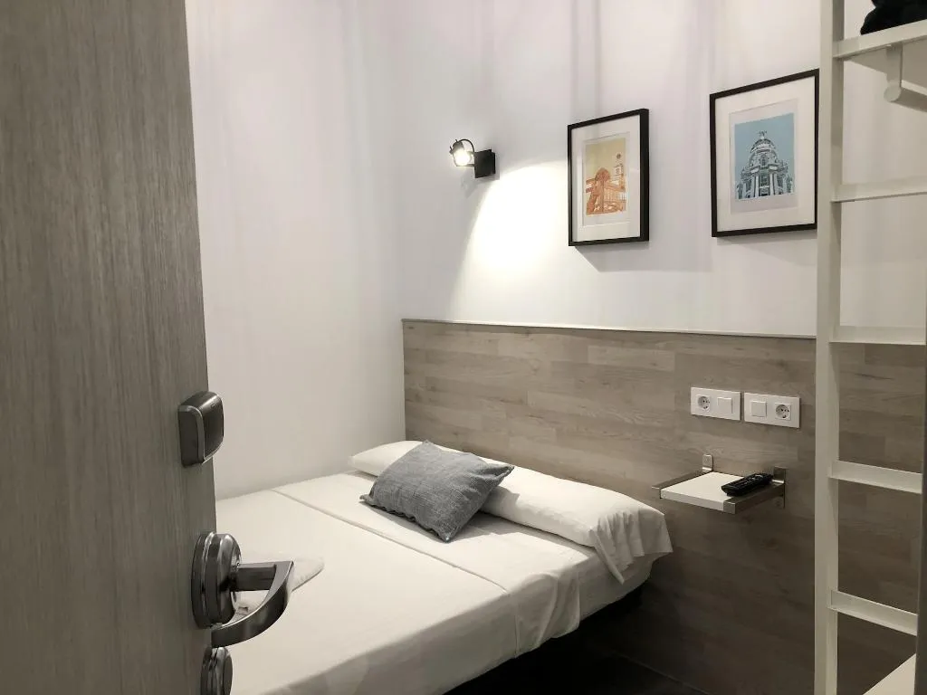 Room, Hostal Rias Bajas, Madrid