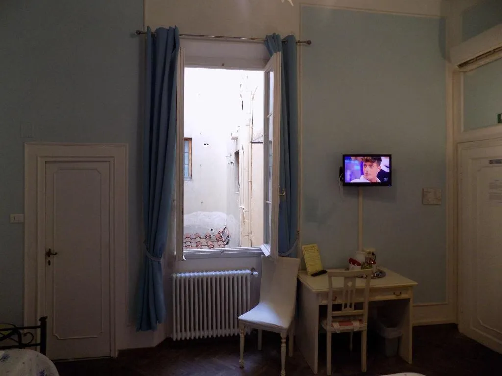 Room, Il Pitti Soggiorno, Florence