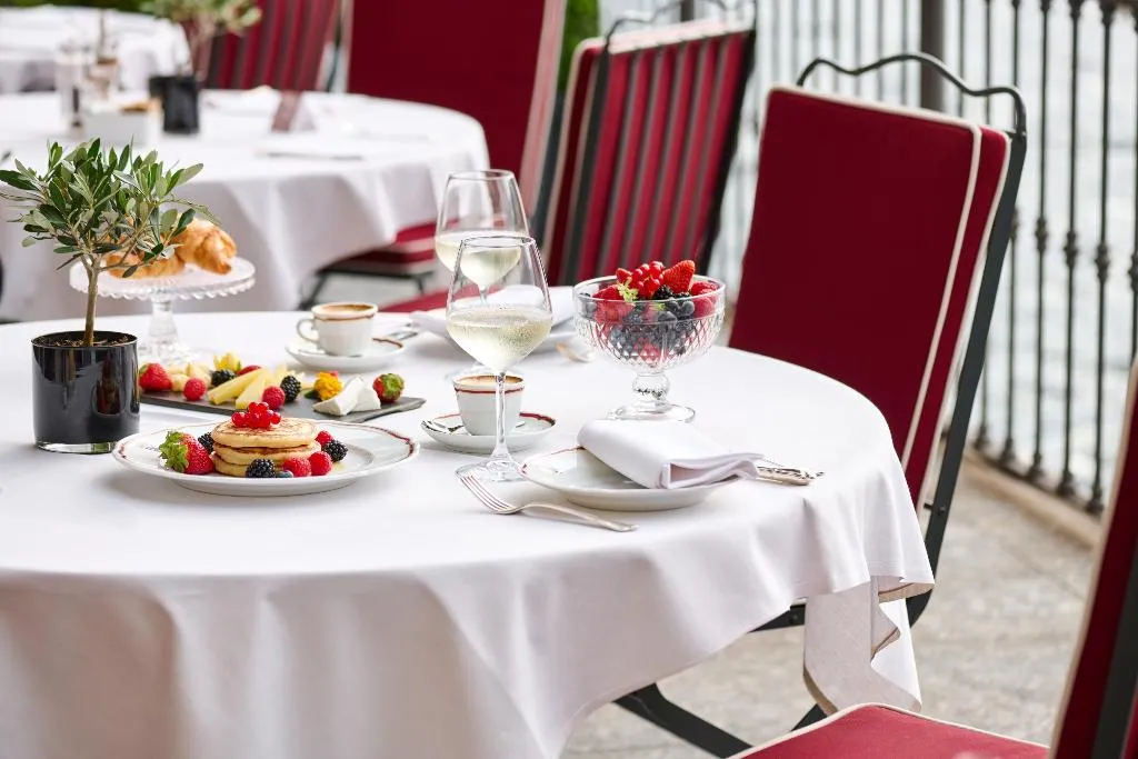 Restaurant, Villa Flori, Milan
