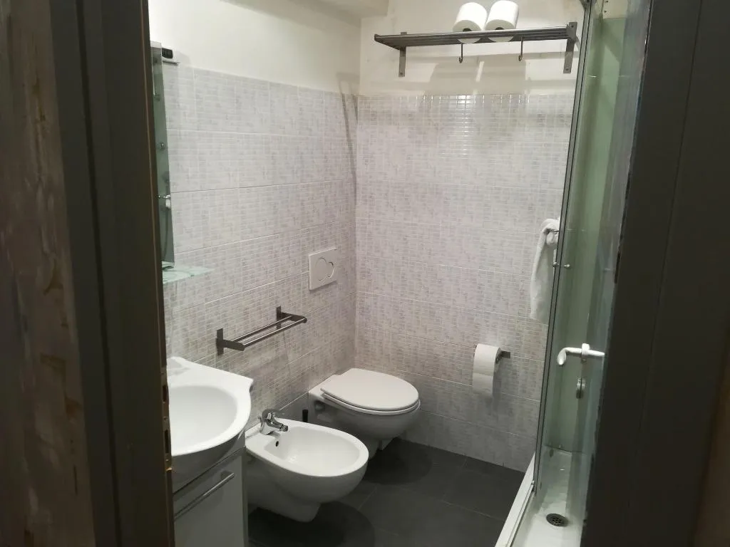 Room, Appia Avenue 639, Naples
