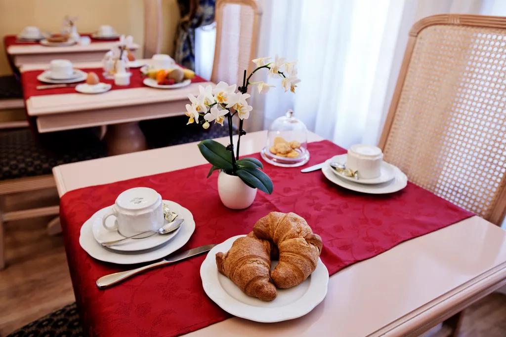 Restaurant, Ca'Bragadin, Venice