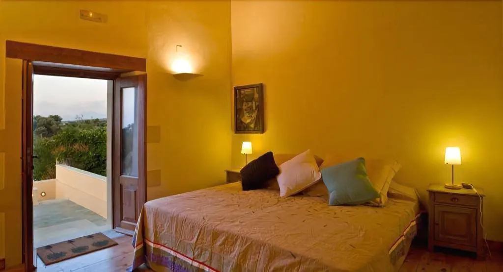 Room, Kapsaliana Village Hotel, Crete