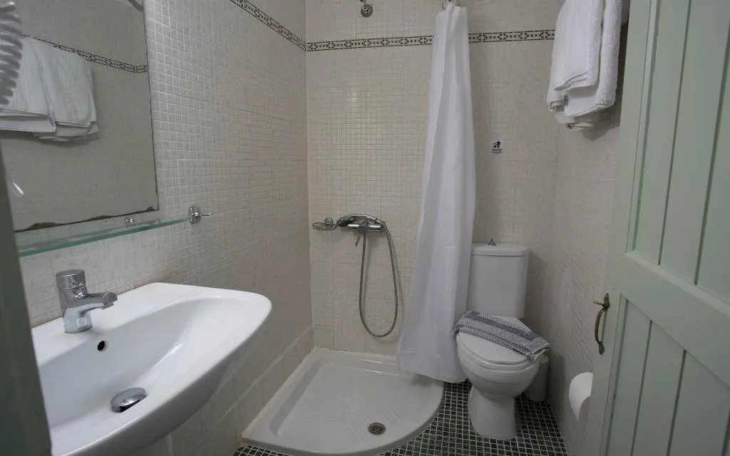 Room, Nostos, Crete