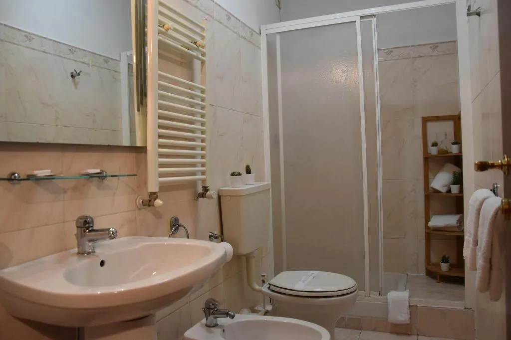 Room, Soggiorno Madrid, Florence