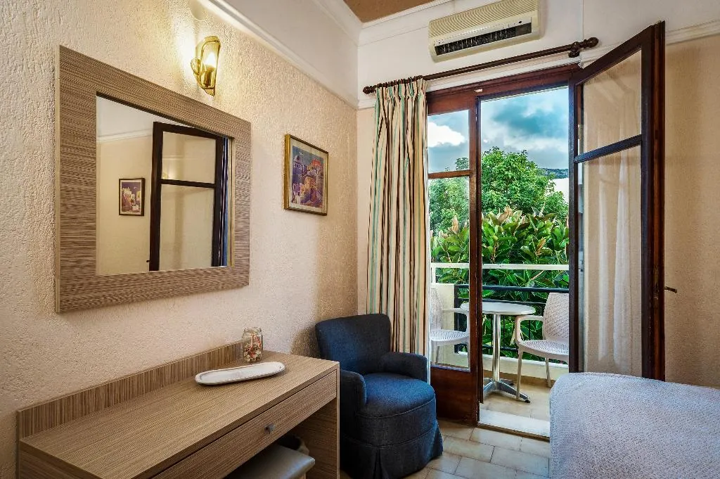 Double or Twin STANDARD Room, Malia Mare, Crete
