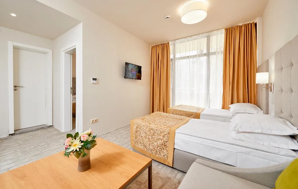 APARTMENT SUPERIOR Room, Laguna Park and Aqua Club, Bourgas
