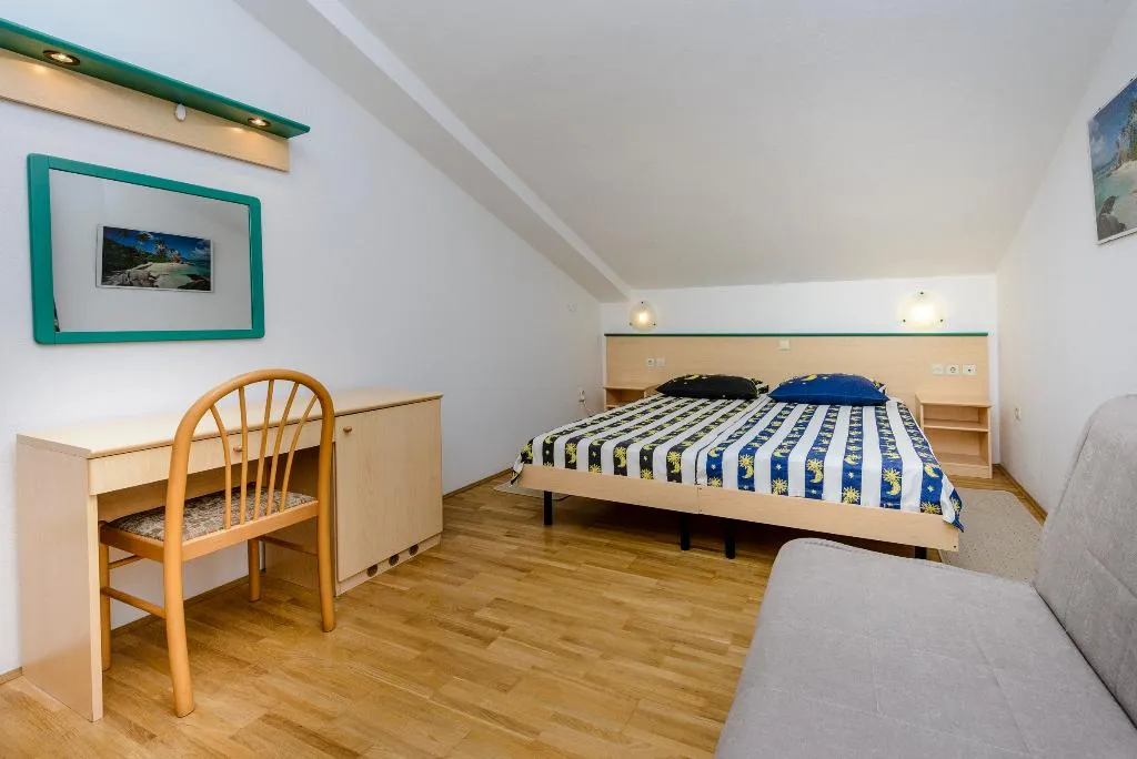 APARTMENT TWO BEDROOMS WITH TERRACE Room, Apartments Matusko, Dubrovnik