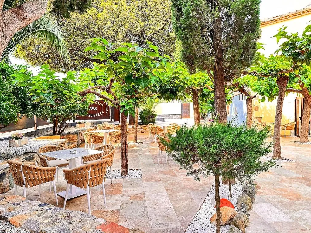Terrace, Boutique Hotel Comtal Empuries, Costa Brava