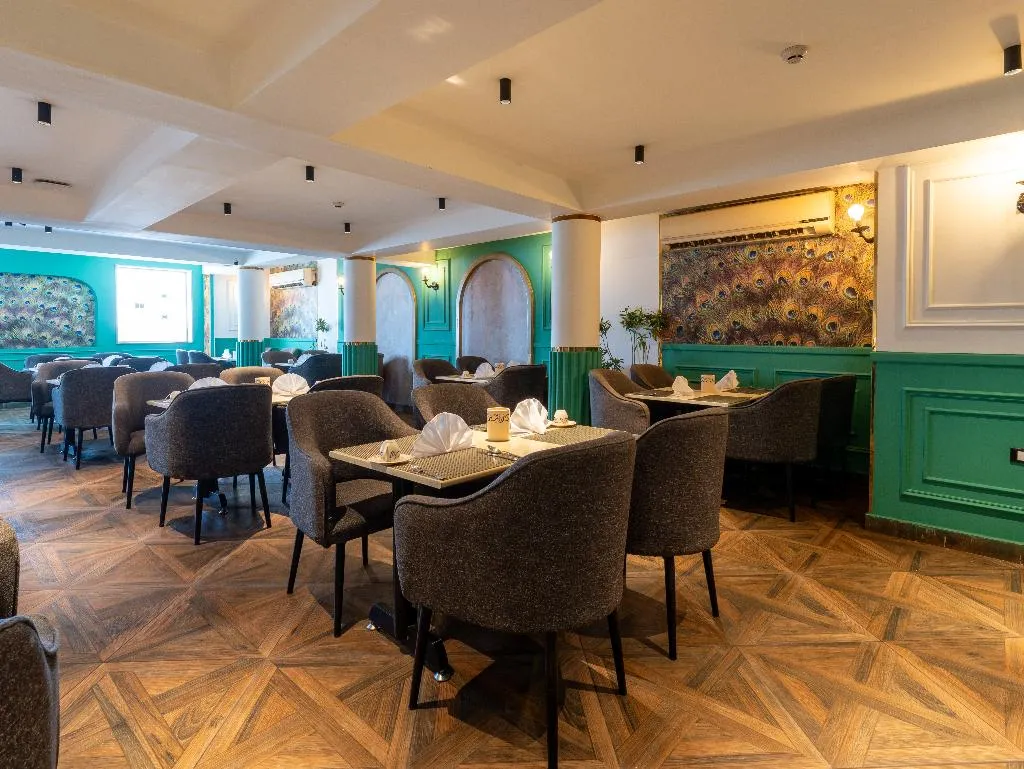 Restaurant, Panorama Ramsis Hotel & Cafe, Cairo