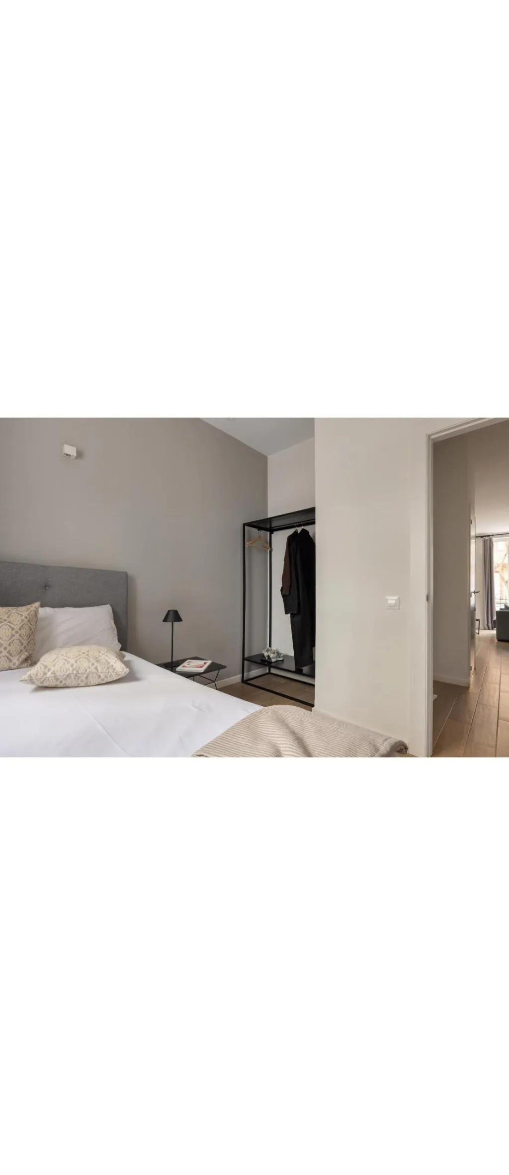 APARTMENT TWO BEDROOMS Room, Libere Valencia Abastos, Valencia