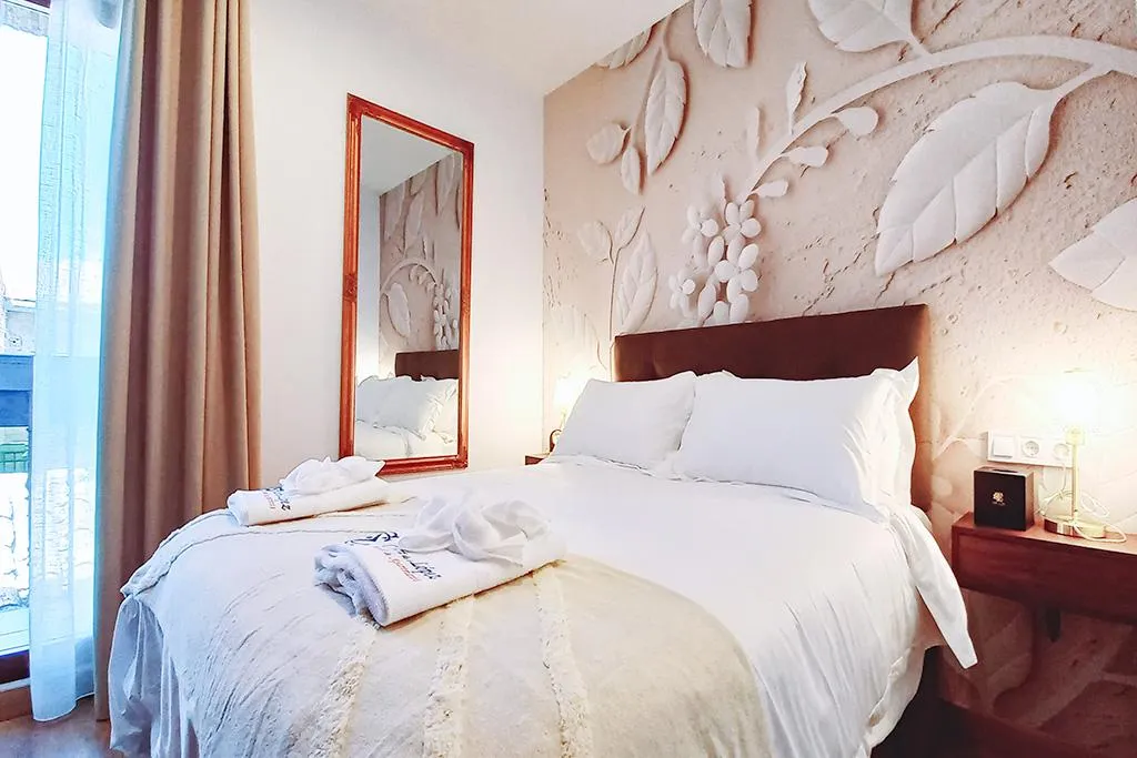APARTMENT TWO DOUBLE BEDS Room, Cason De Los Lopez Apartments, Madrid