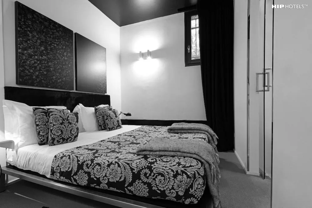 Room, Charming House Iqs, Venice