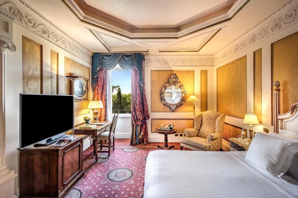 TRIPLE DELUXE Room, Splendide Royal Rome, Rome