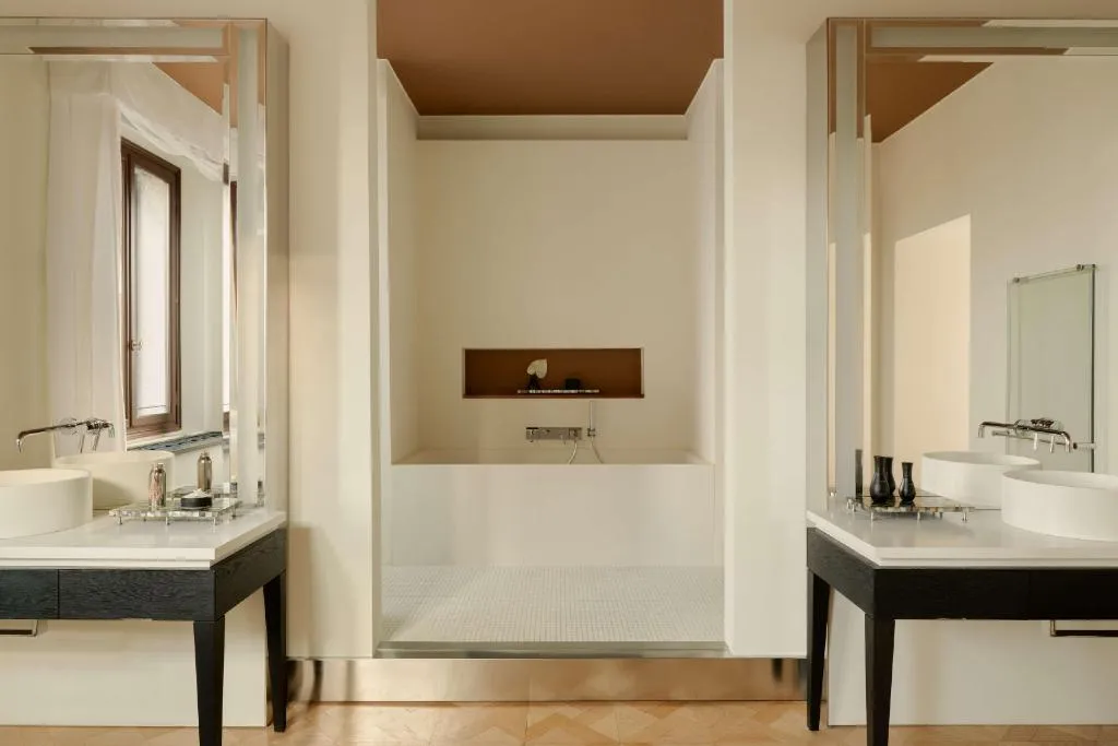 Room STANDARD Room, Aman Venice, Venice