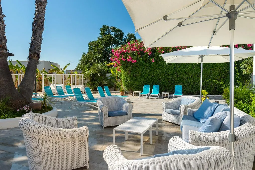 Terrace, Vibra Marco Polo II Hotel, Ibiza