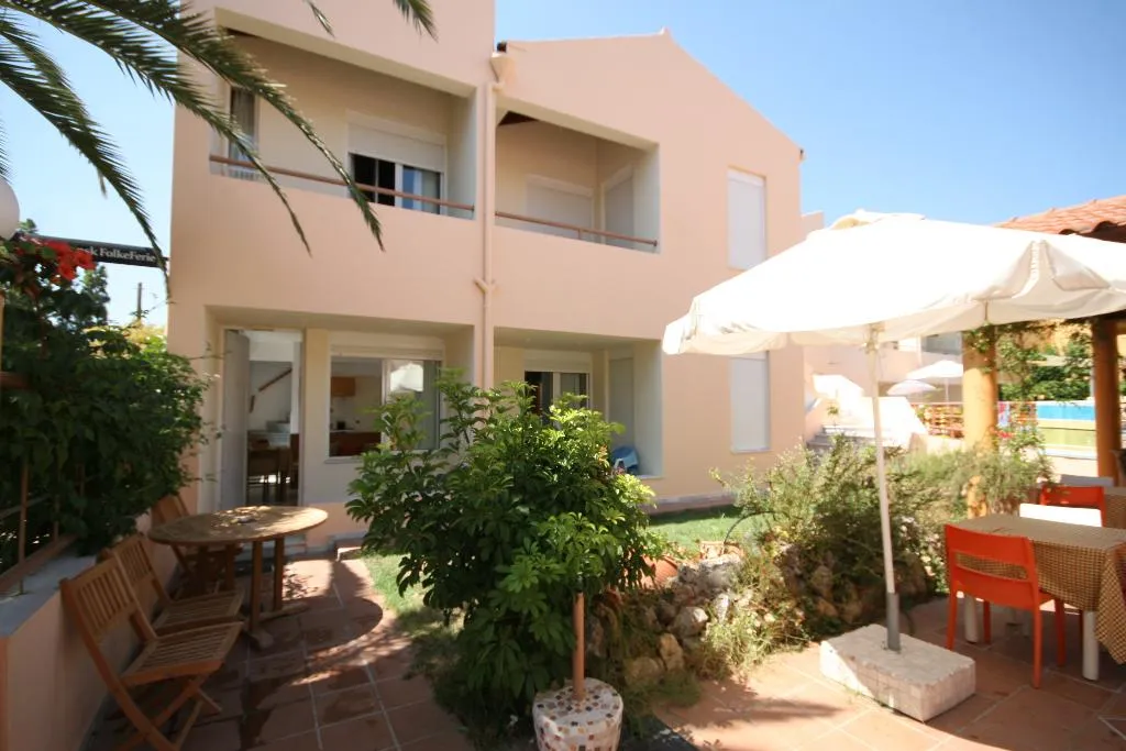 Terrace, Elma's Dream Apartments, Crete