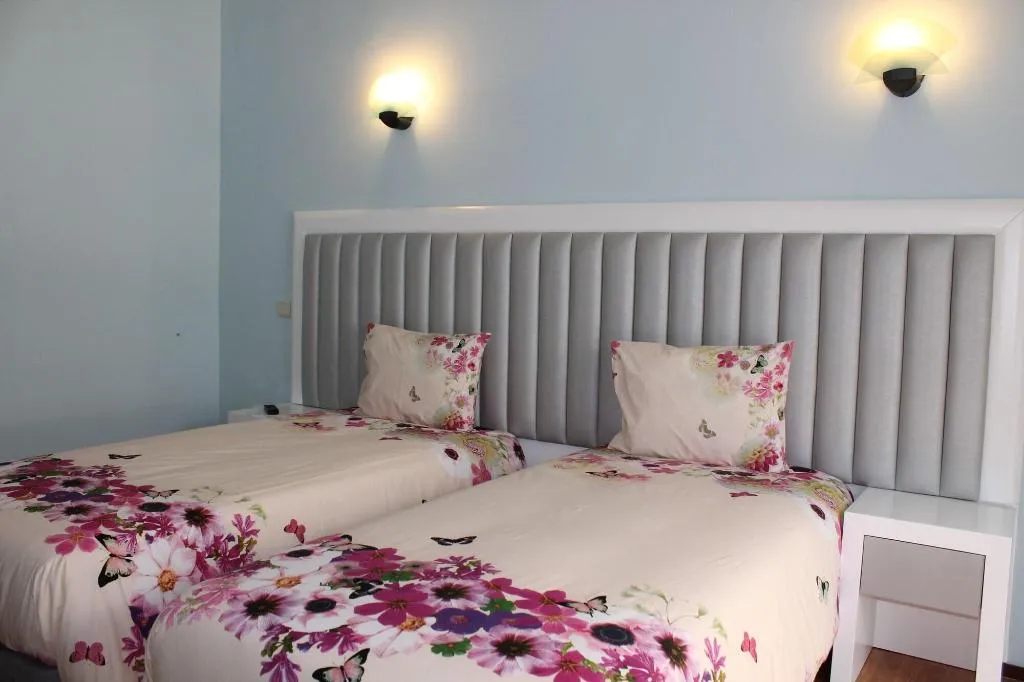 Room, Grande Oceano Guest House, Porto