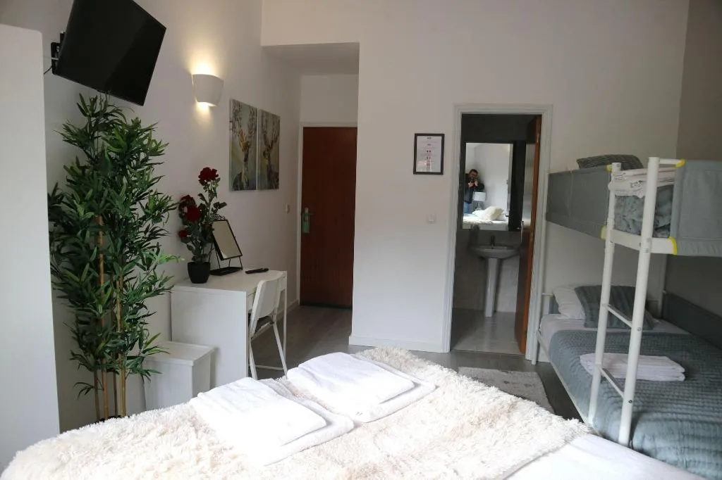 Room, Residencial Triunfo, Porto