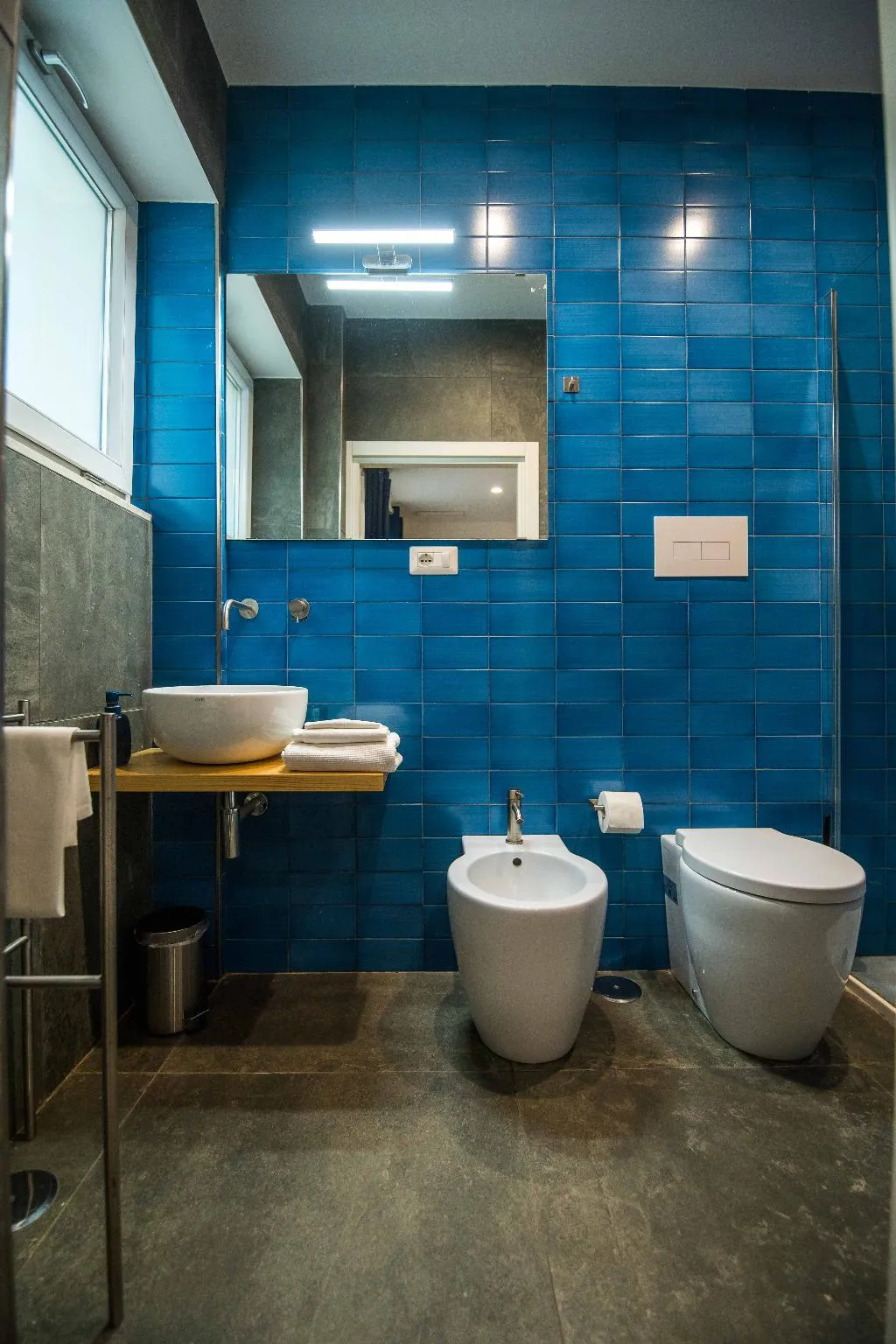 TRIPLE BUSINESS Room, Quattro Briganti, Naples
