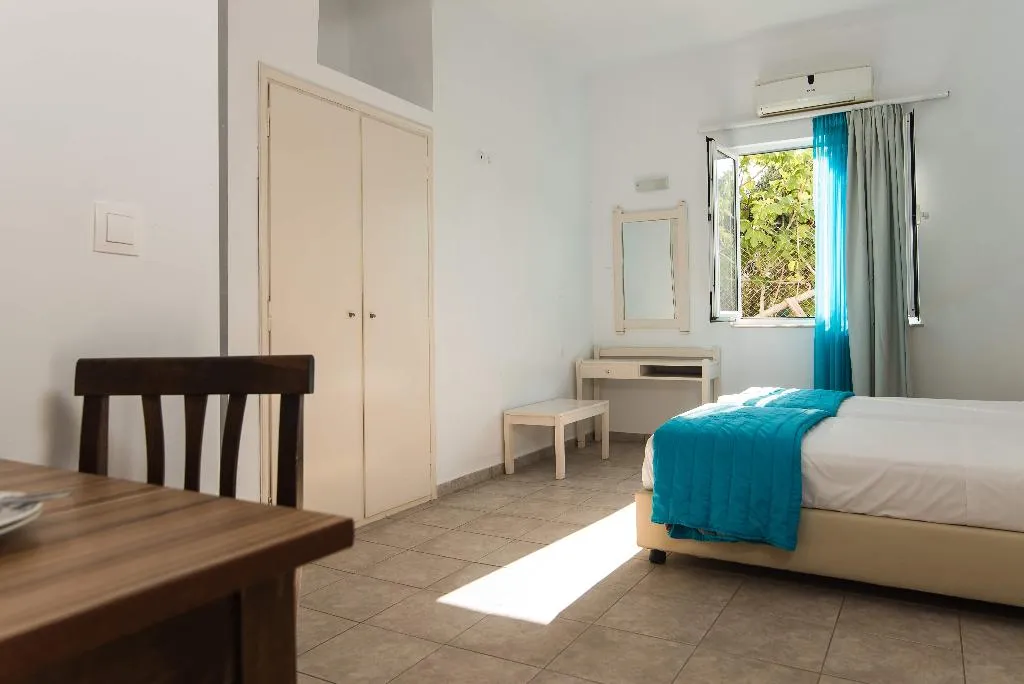 STUDIO CAPACITY 2 Room, Ibiscus Apartments, Crete