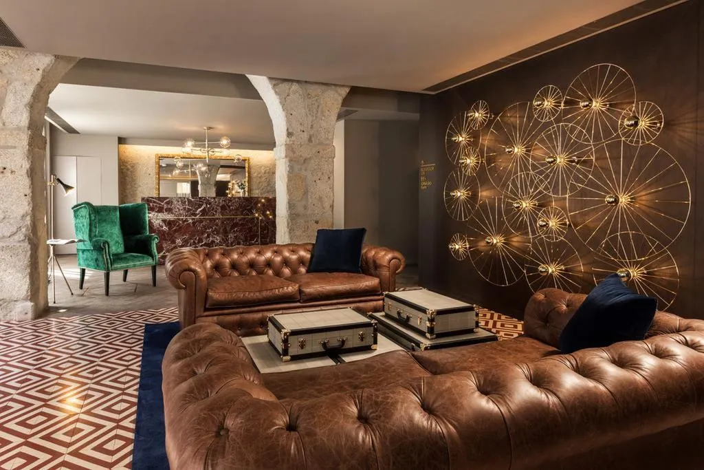 Lobby, Dorma Almada Porto, Porto