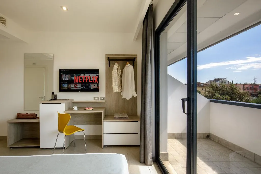 Double or Twin BASIC Room, Simon Hotel Aprilia, Rome