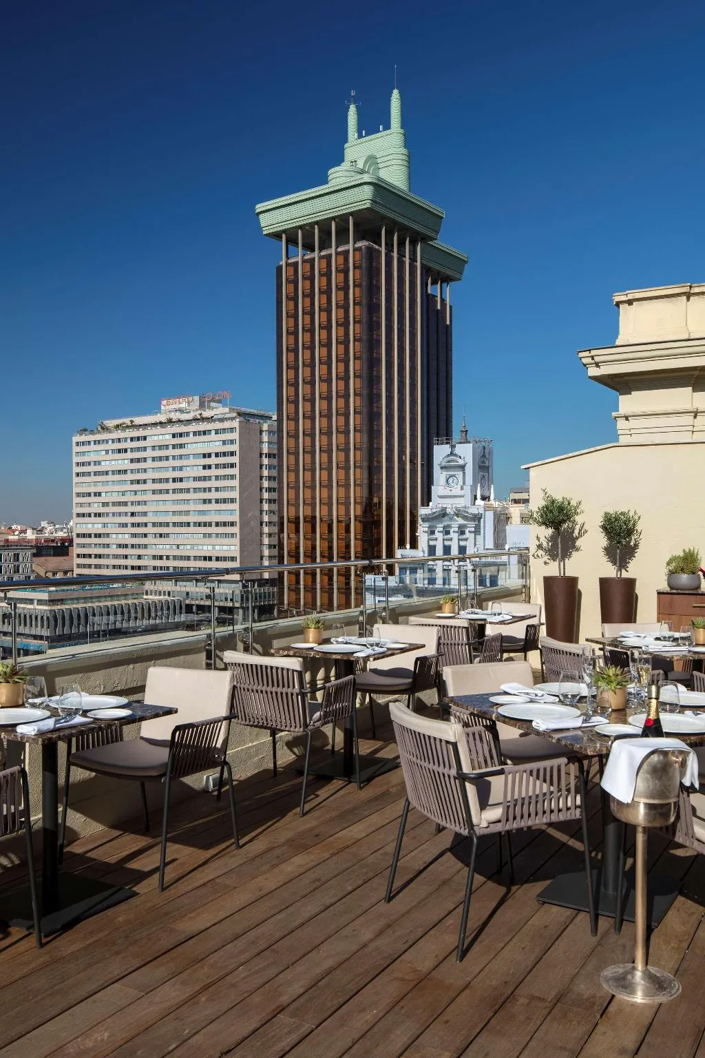 Terrace, Hotel Fenix Gran Meliá, Madrid