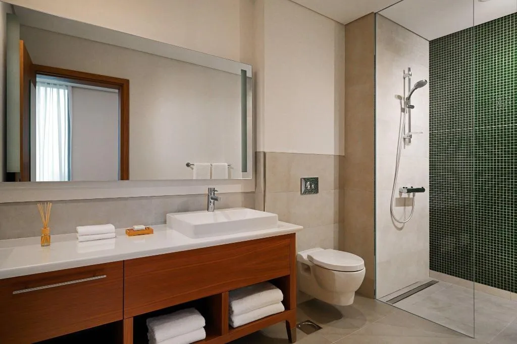 Room, Element Me’aisam, Dubai