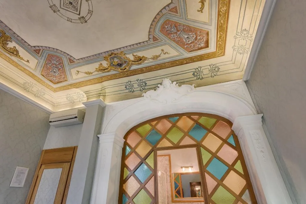 Lobby, Cavour 10, Florence